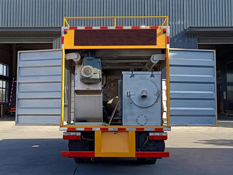 程力D6吸污凈化車