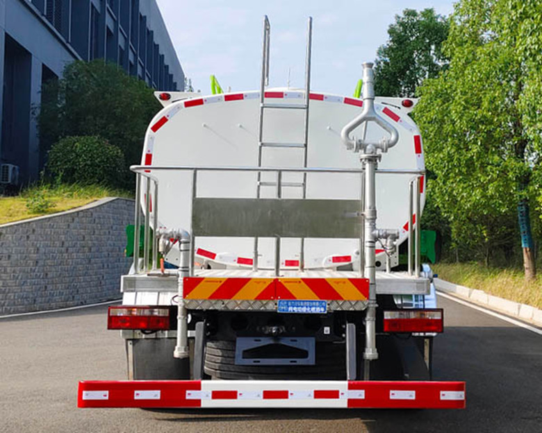 程力純電動(dòng)綠化噴灑車