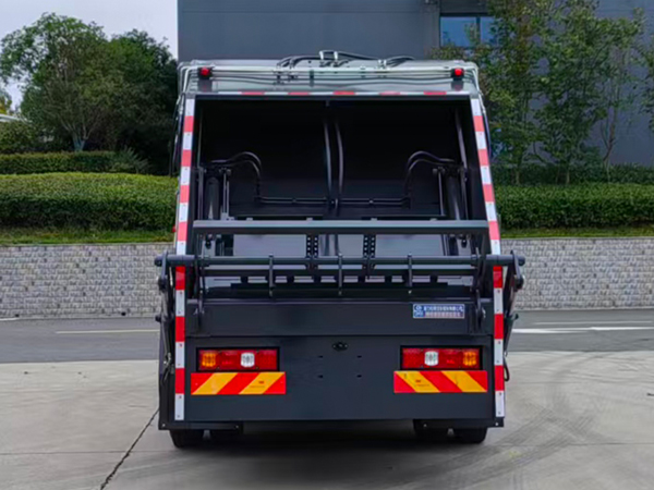12噸純電動(dòng)壓縮式垃圾車