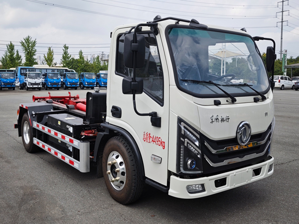 程力東風(fēng)5噸純電動(dòng)車廂可卸式垃圾車