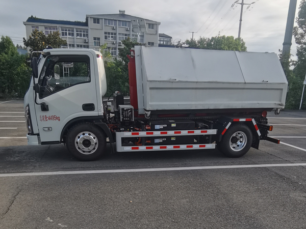 程力東風(fēng)5噸純電動車廂可卸式垃圾車