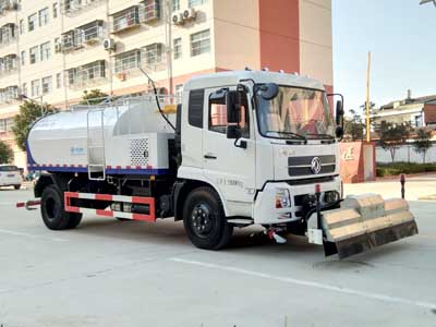 東風(fēng)天錦10方路面清洗車