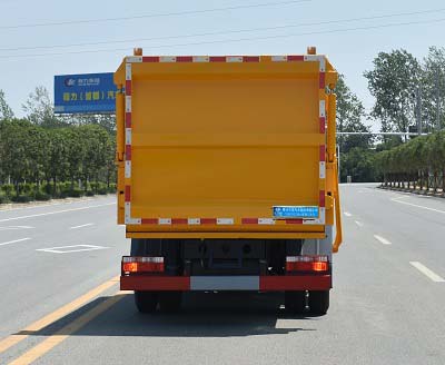 國六東風(fēng)（5方）自裝卸式垃圾車