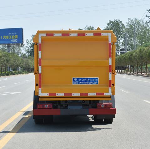 國(guó)六凱馬(4方)自裝卸式垃圾車|掛桶垃圾車