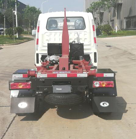 國六福田汽油鉤臂垃圾車(后雙輪)