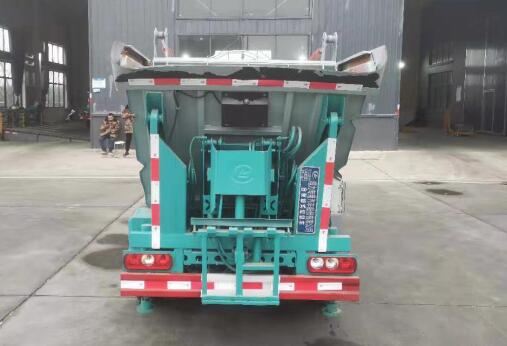程力小型無(wú)泄露自裝卸式垃圾車(chē)