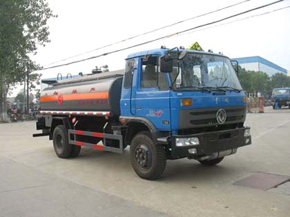 東風(fēng)145化工液體運輸車(EQ1110GLJ)