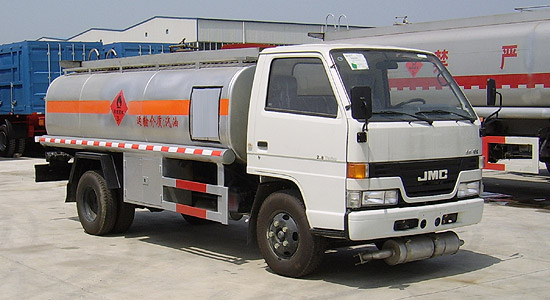 江鈴單橋運油車