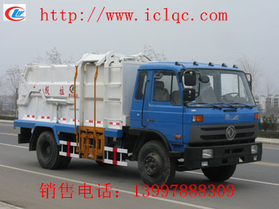 東風(fēng)145型側(cè)裝壓縮式垃圾車(chē)